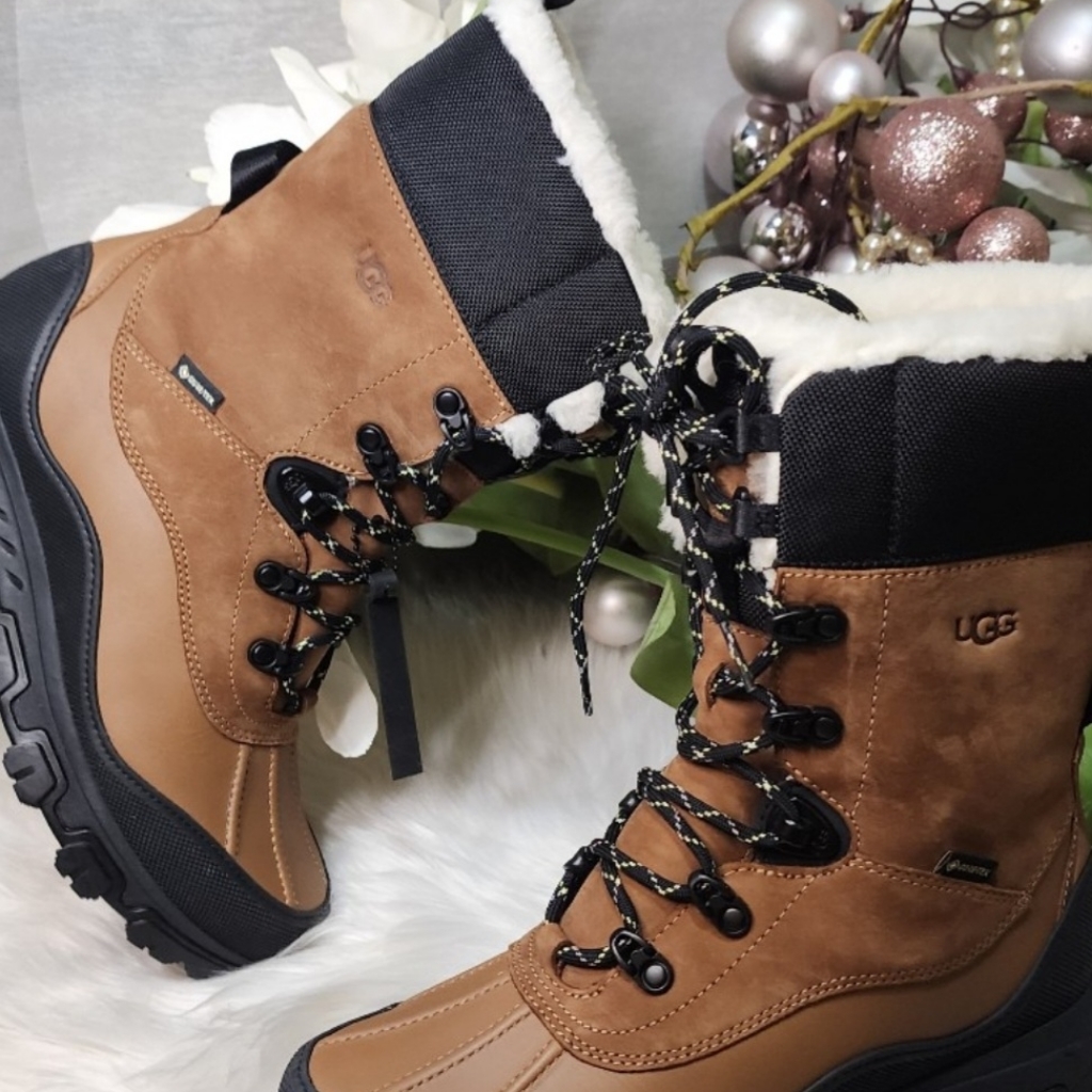 Ugg Adirondack Meridian Chestnut Women Boots Brand New